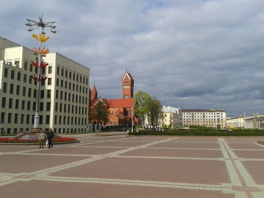 Mińsk - Plac Niepodległości